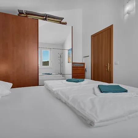 Apartment T&t *